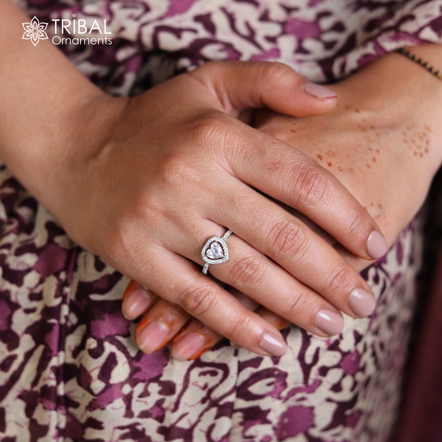 Heart design silver ring