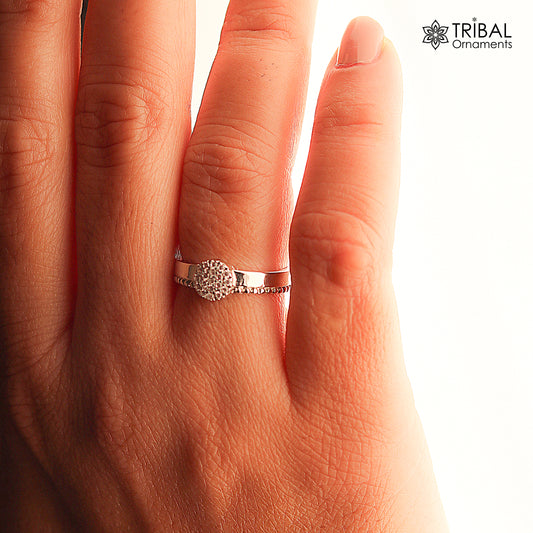 White stone stylish silver ring