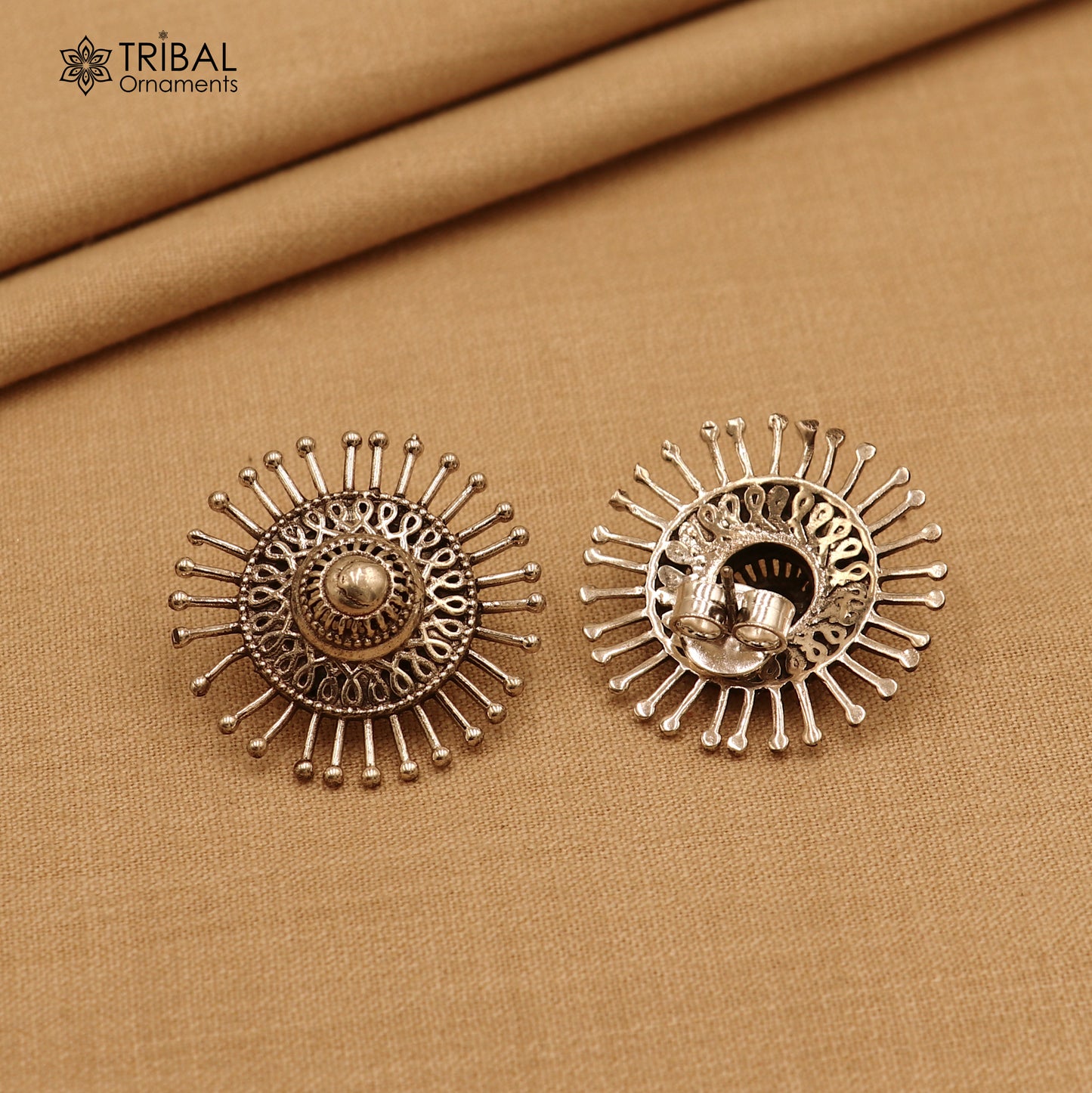 925 sterling silver ethnic carved flower style traditional stud earring ear751