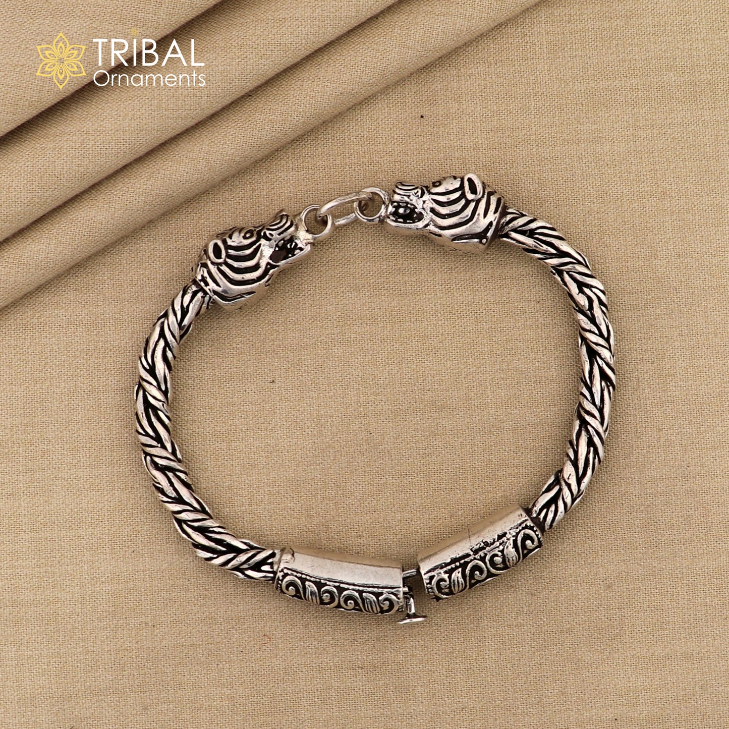 925 sterling silver Unique chain solid bracelet with lion face design antique stylish gifting jewelry sbr702