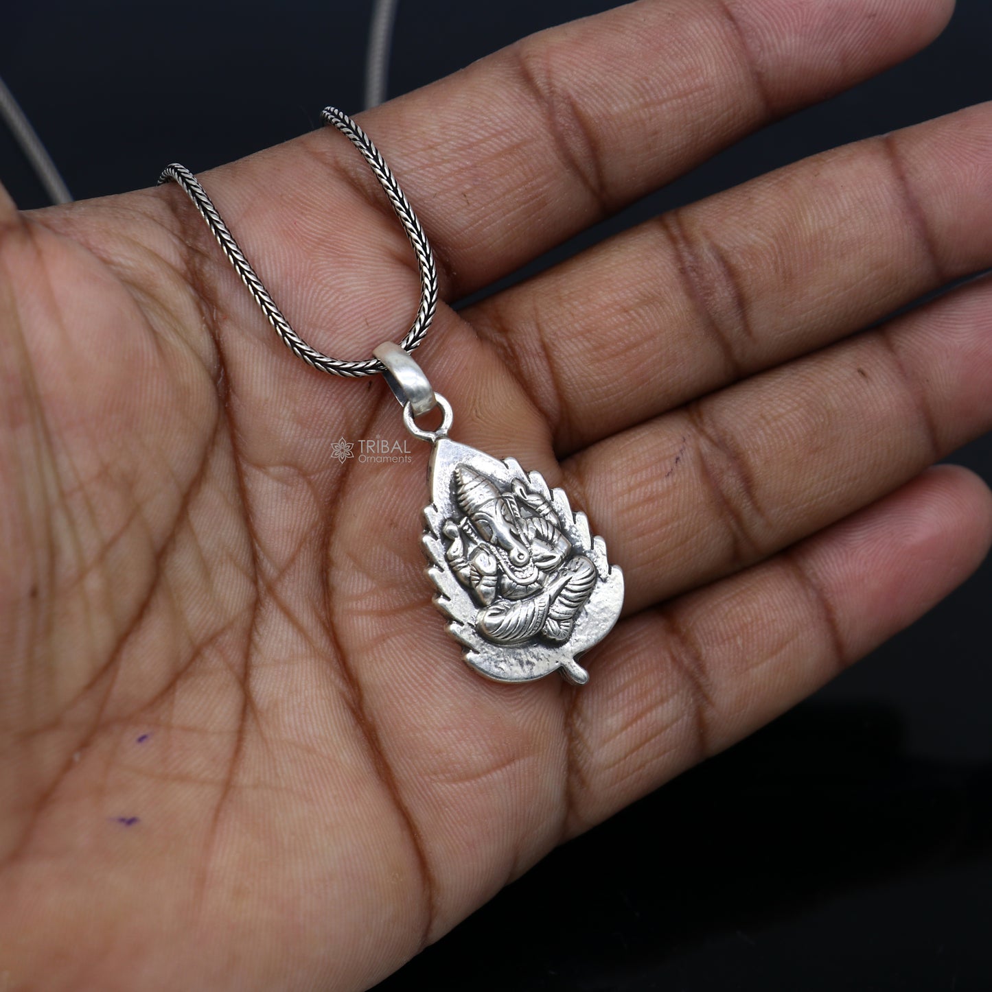 925 fine pure silver leaf Ganesha idol pendant, unique stylish customized pendant, best gifting vintage style pendant necklace ssp416