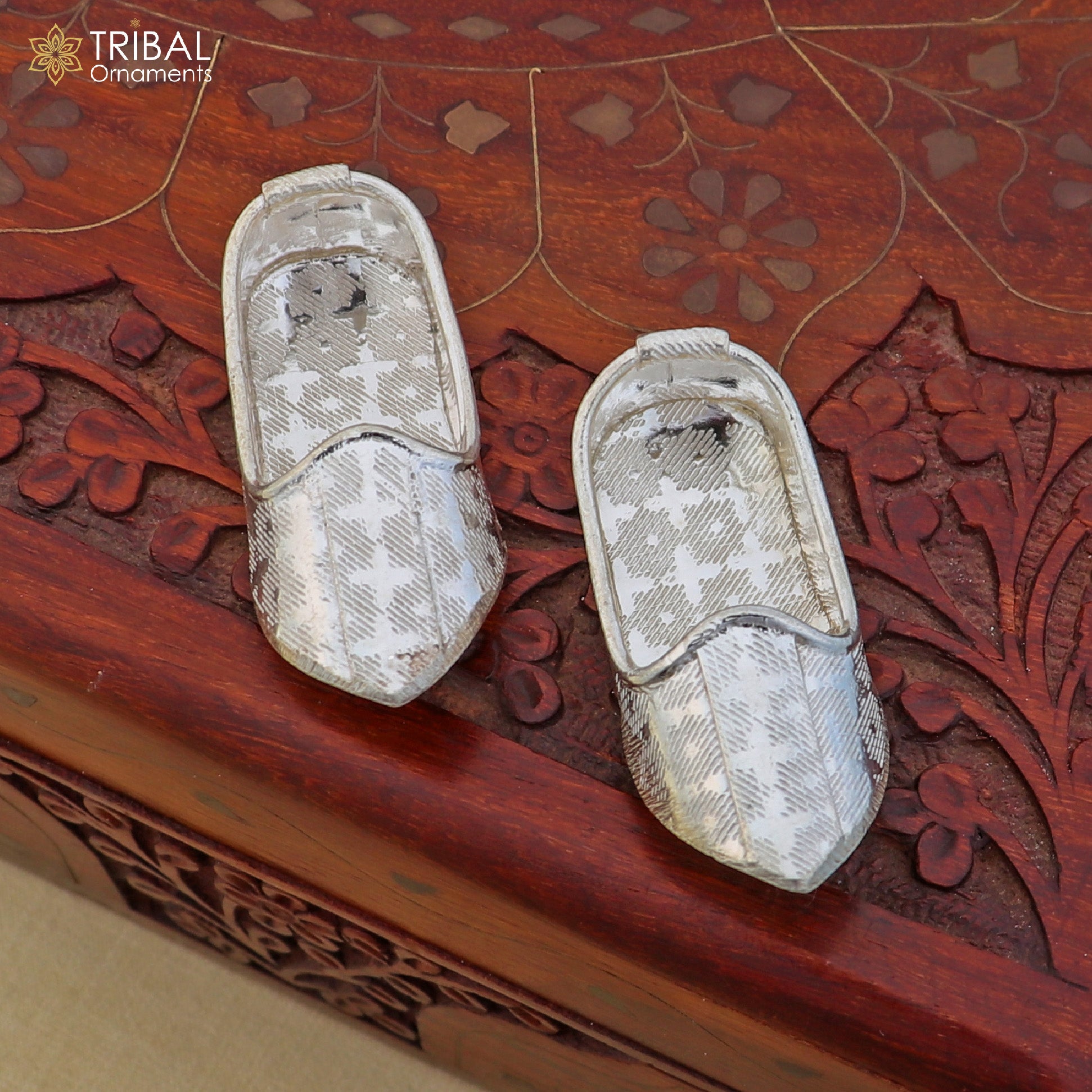 925 sterling silver Charan paduka or slippers for idol krishna, laddu gopala puja art su1391 - TRIBAL ORNAMENTS