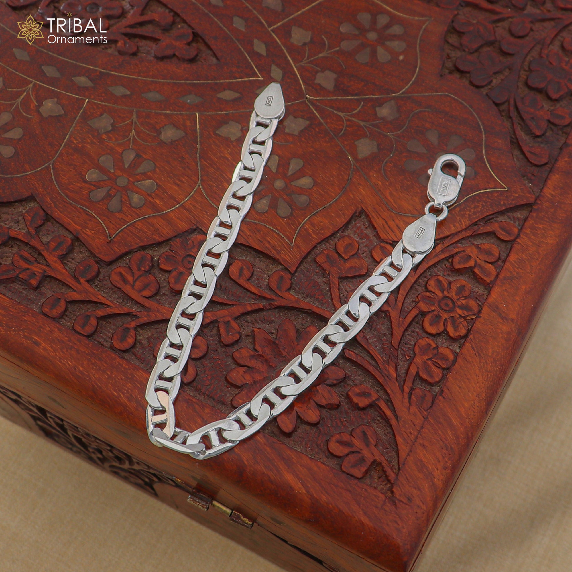 8.5-inch sterling silver mariner link chain bracelet by Tribal Ornaments, unisex jewelry with a polished finish, perfect for gifting.