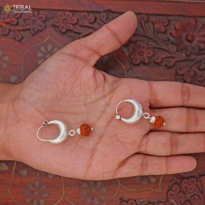 Sterling silver Bali-style hoops earrings with shining finish, unisex jewelry by TRIBAL ORNAMENTS, image IMG_3116