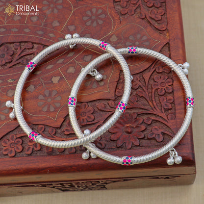 Sterling silver vintage ankle bracelet with jingling charms, custom design by TRIBAL ORNAMENTS, traditional foot jewelry.