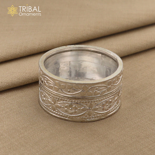 999 pure silver small prasadam box, kajal box, Tobacco box, storage box silver utensils, silver box, personal box worshiping box  stb831