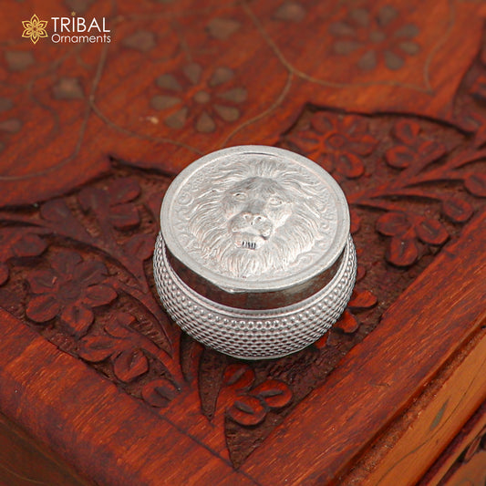 Vintage lion design 925 Sterling silver trinket box, eye kajal box, kumkum box, sindur box, best brides gift stb380