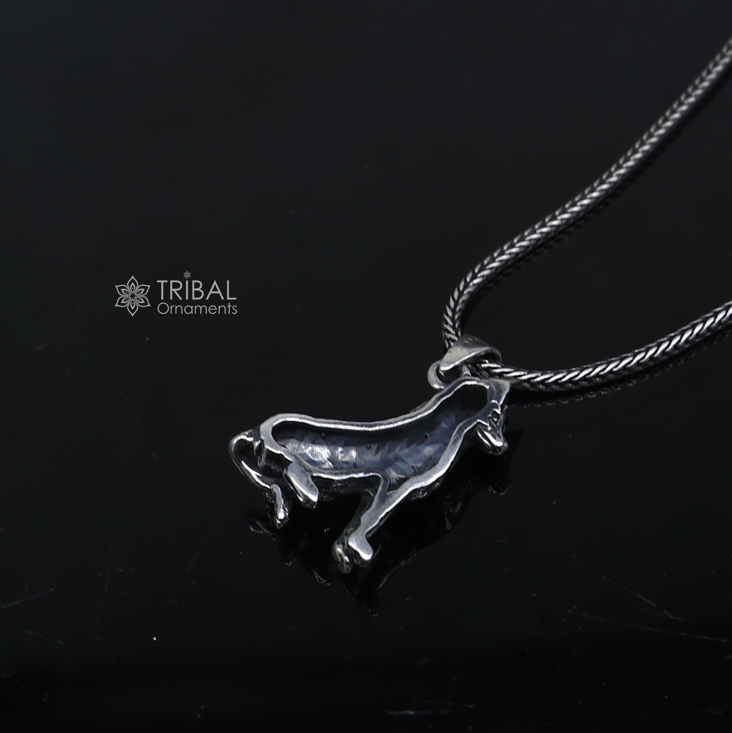 925 Sterling silver handmade  unique design bad wolf pendant nsp872