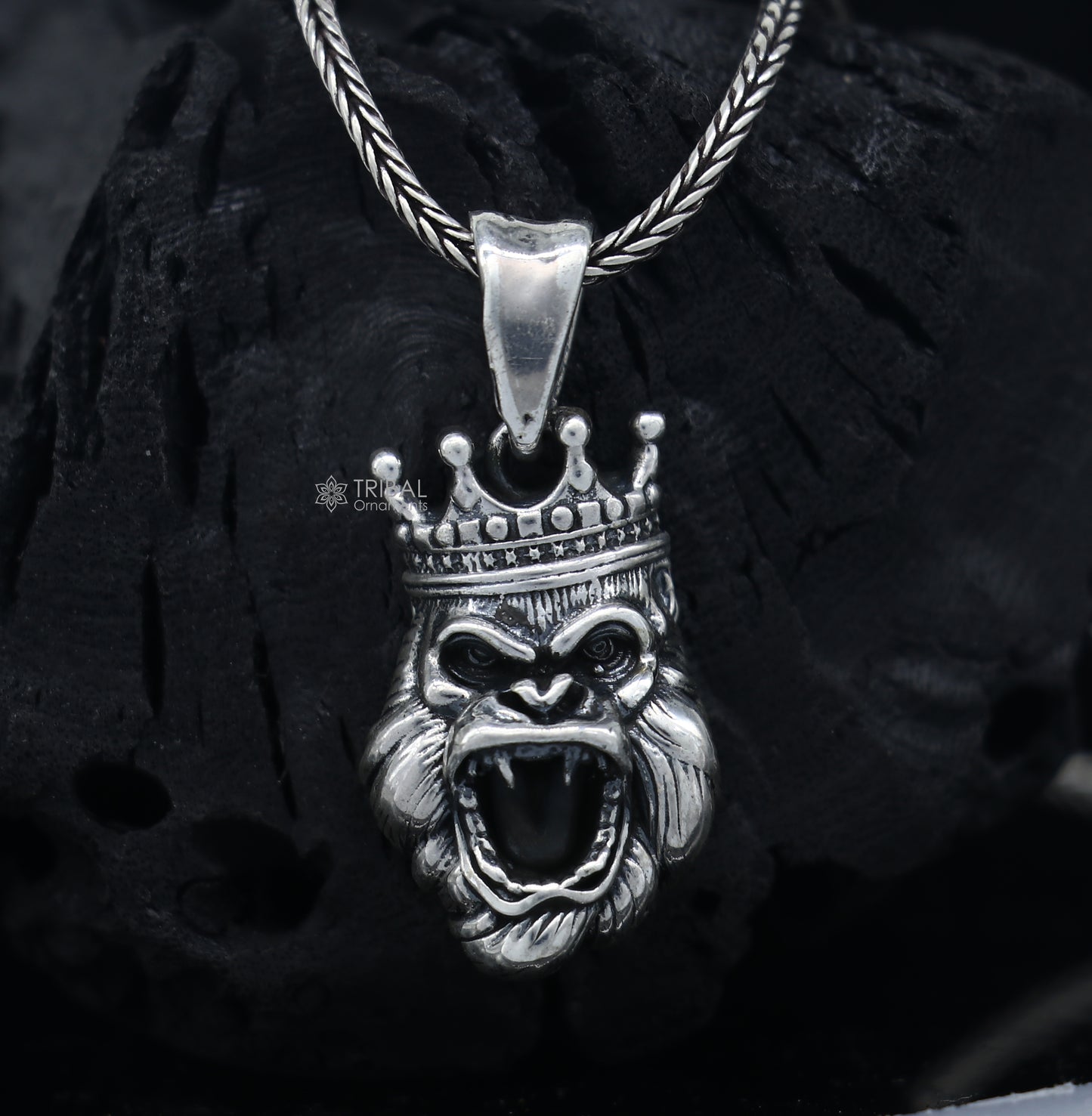 925 Sterling silver handmade  unique design king kong  pendant nsp877