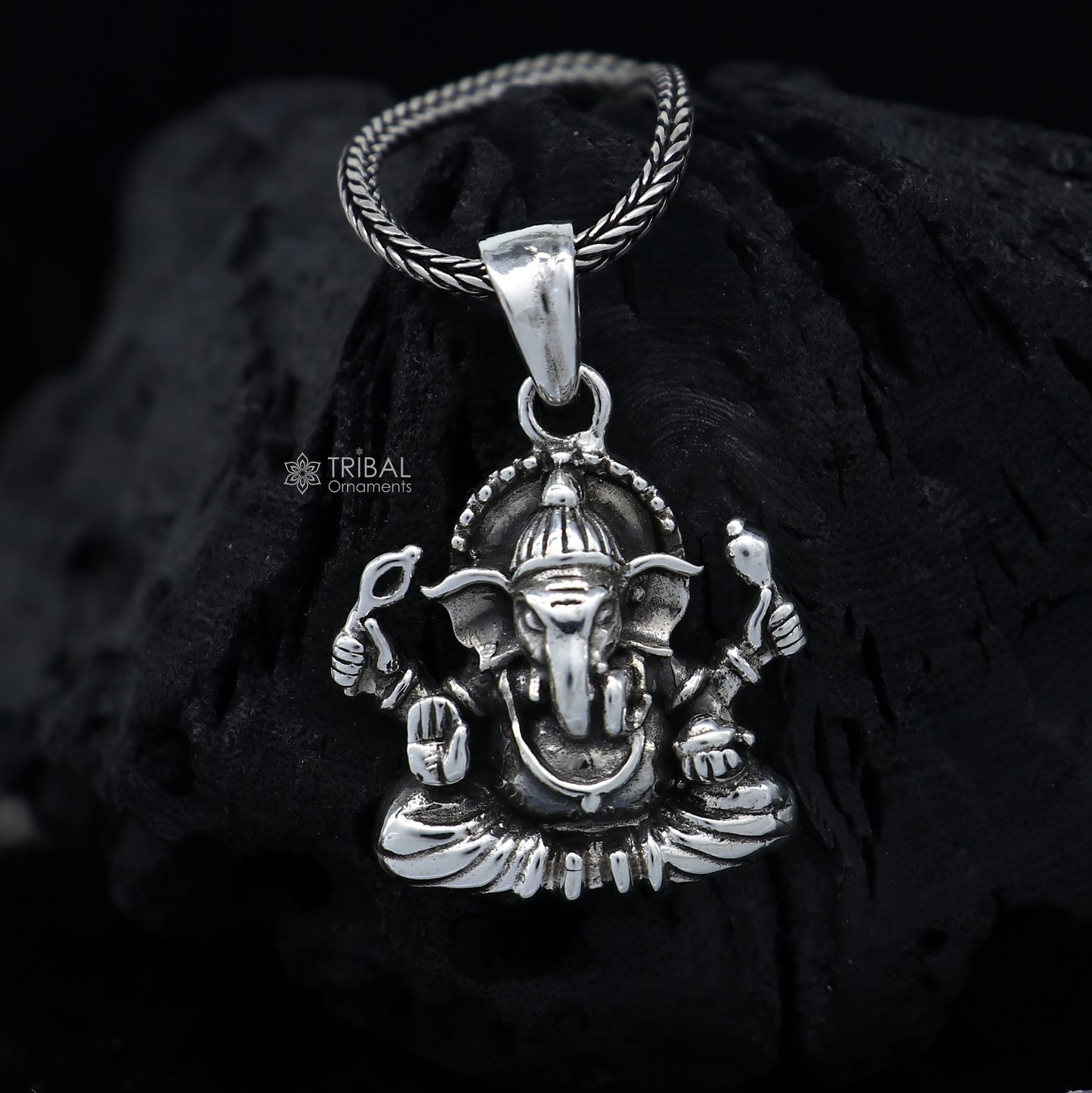 925 Sterling silver handmade  unique design Lord Ganesha pendant nsp876