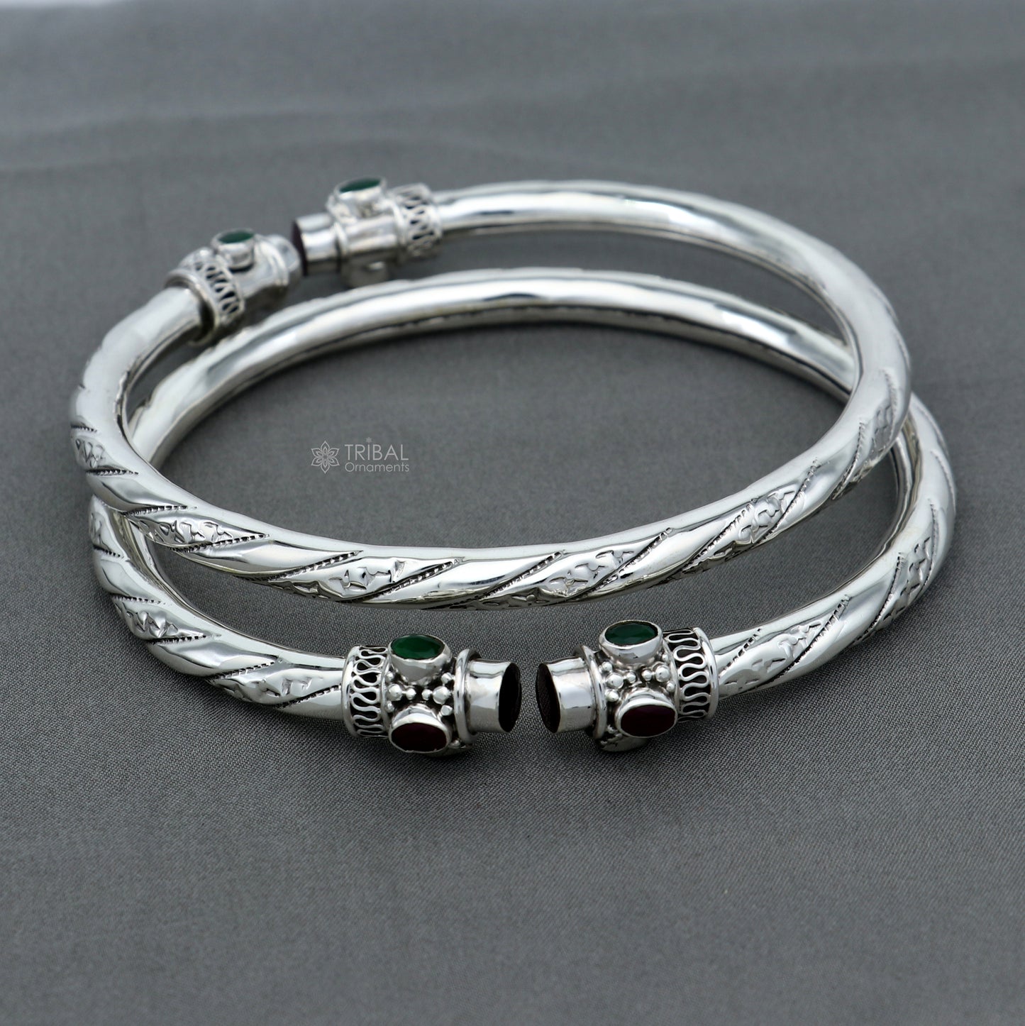 925 sterling silver stylish design ankle kada, ankle bangle bracelet with gorgeous green and red stone nsfk120