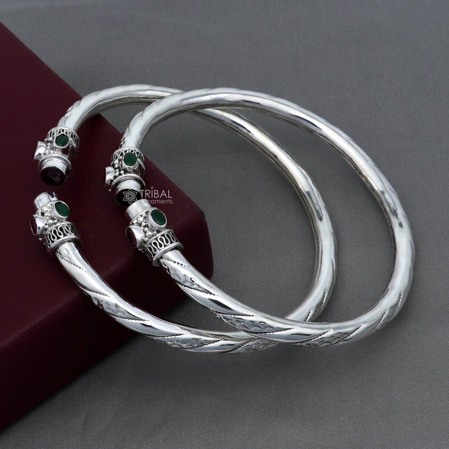 925 sterling silver stylish design ankle kada, ankle bangle bracelet with gorgeous green and red stone nsfk120