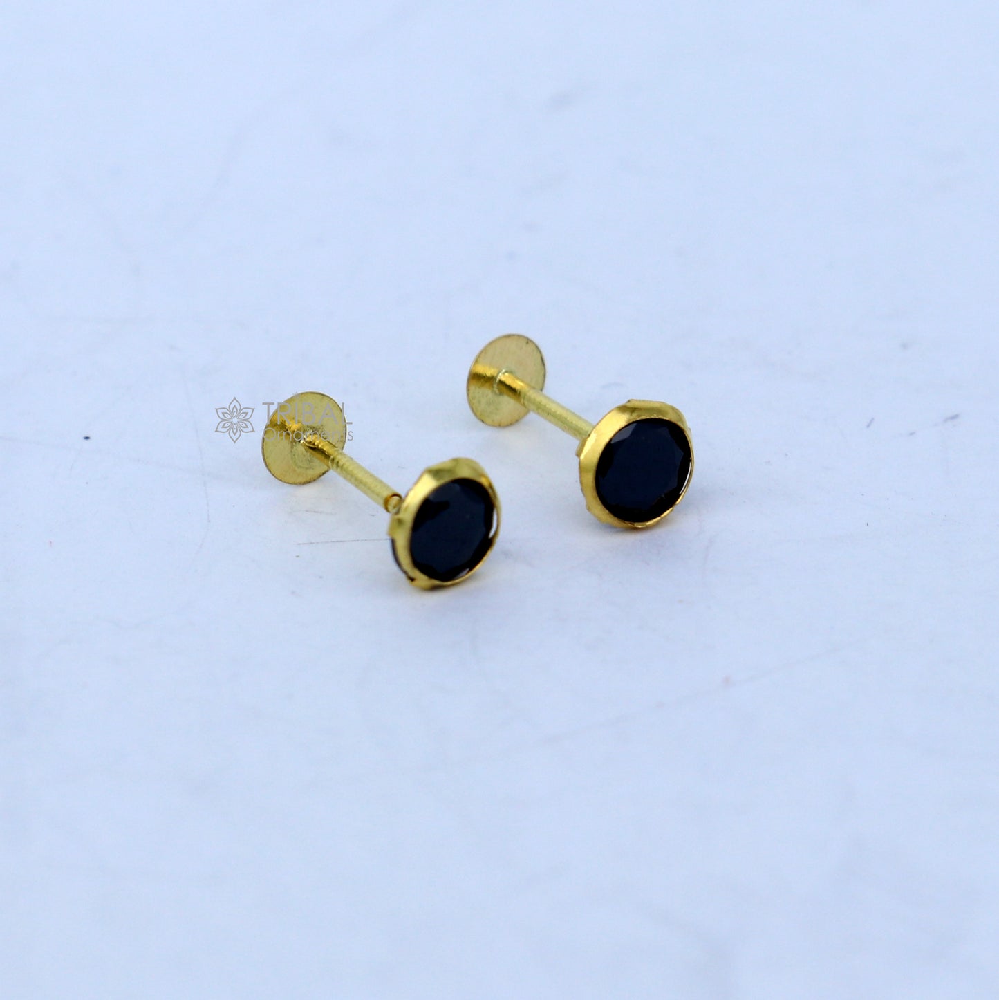 14Kt yellow gold black diamond stud earring for unisex er188