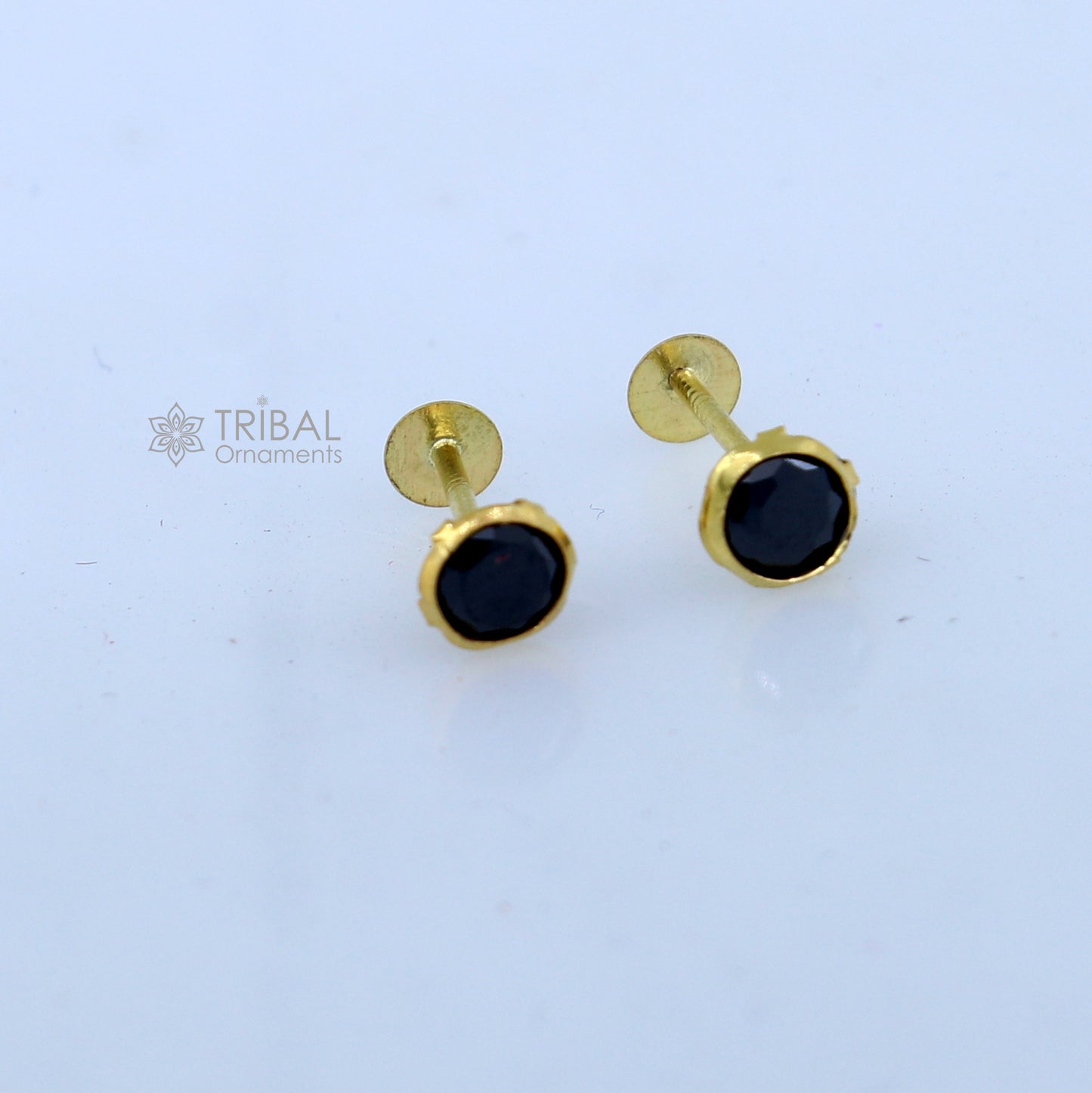 14Kt yellow gold black diamond stud earring for unisex er188