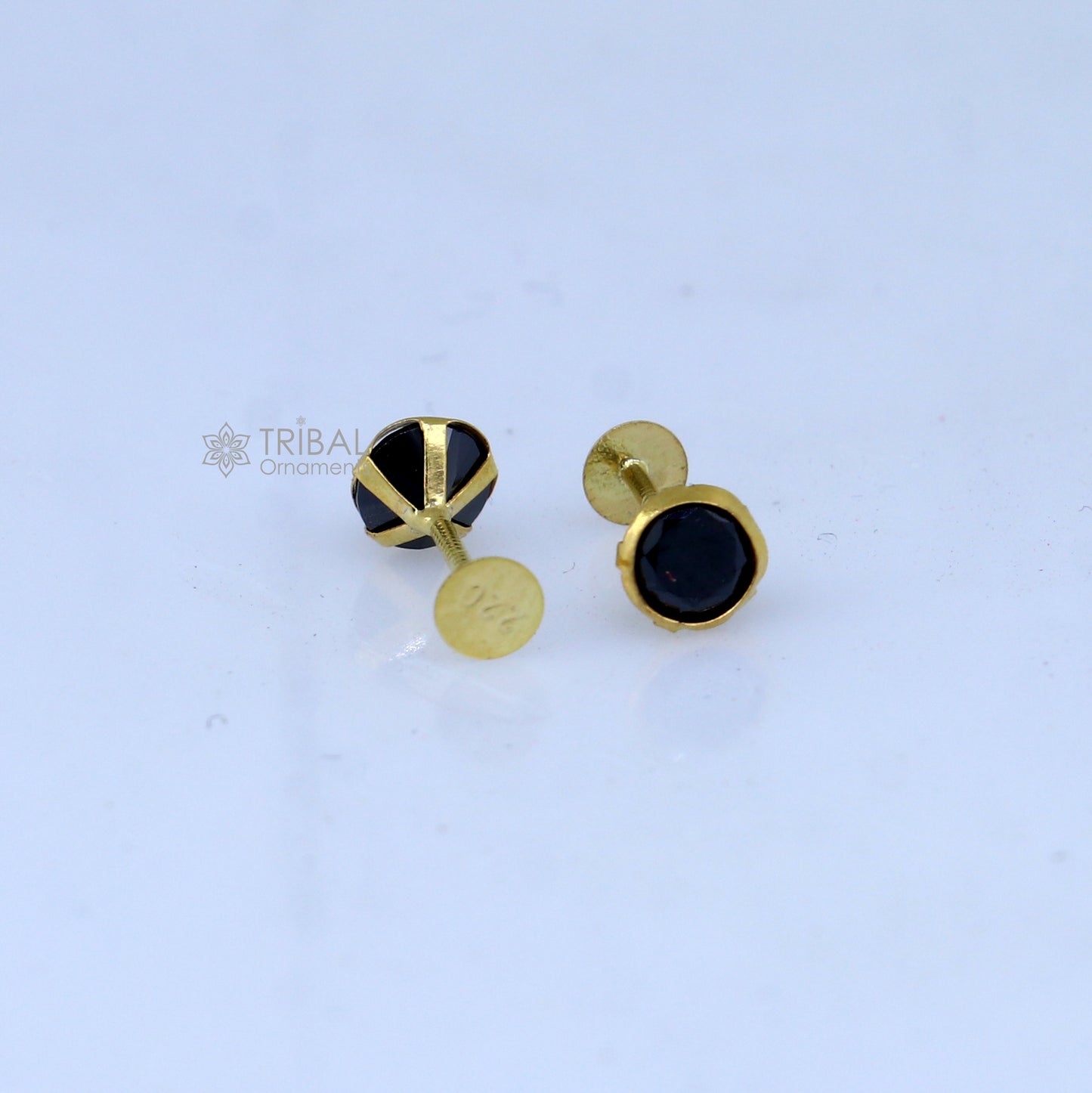 14Kt yellow gold black diamond stud earring for unisex er188