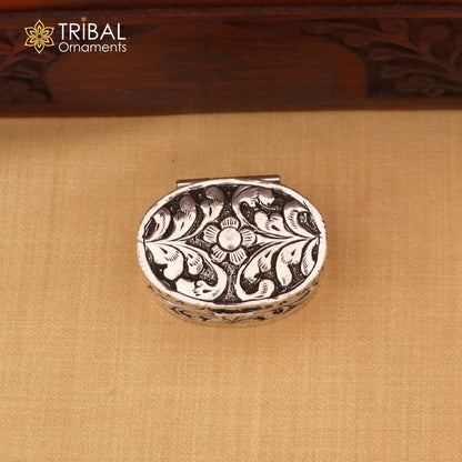 Vintage floral design 925 sterling silver oval trinket box featuring intricate patterns, ideal for jewelry and Sindoor storage.