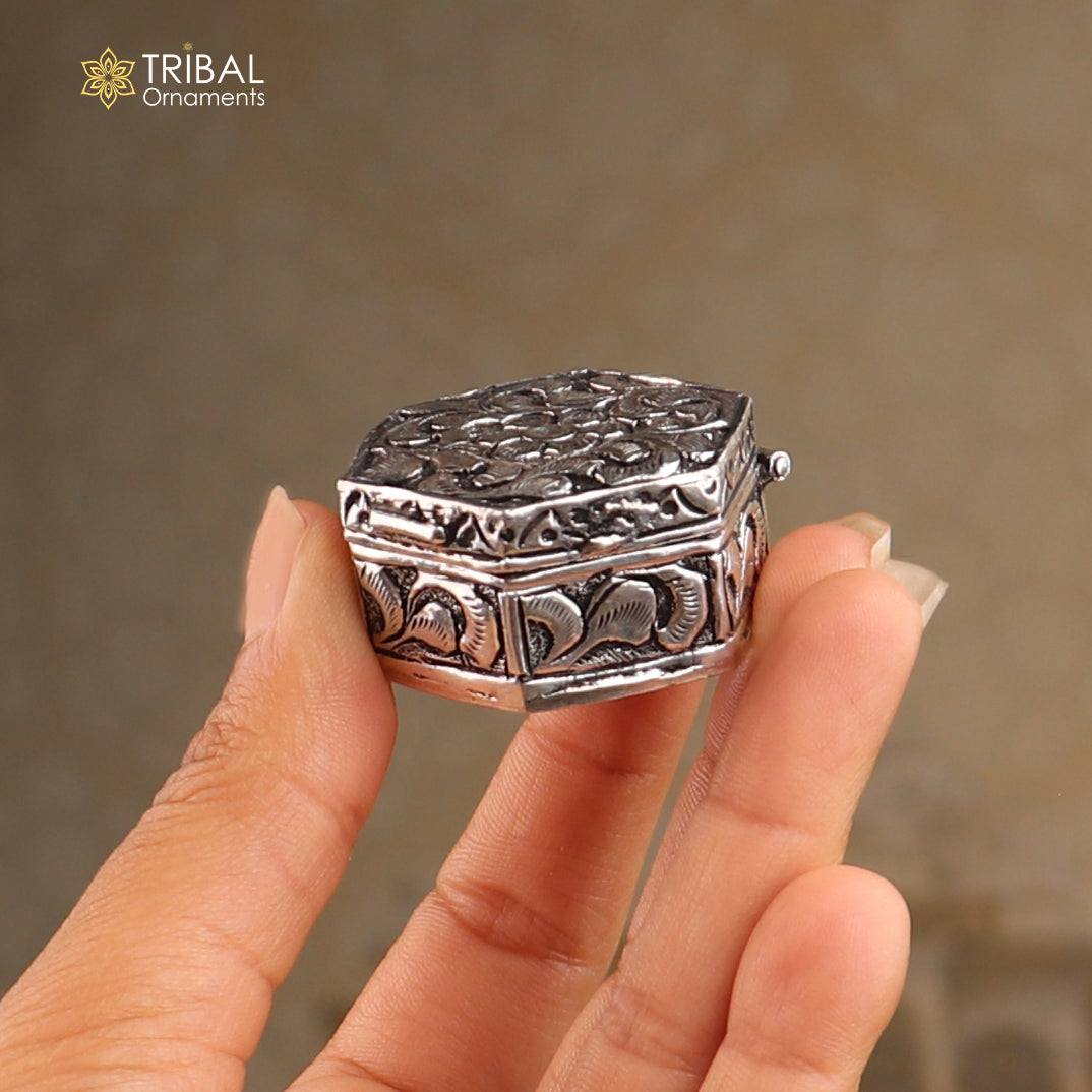 925 sterling silver vintage flower design  trinket box , Sindoor box brides jewelry stb910
