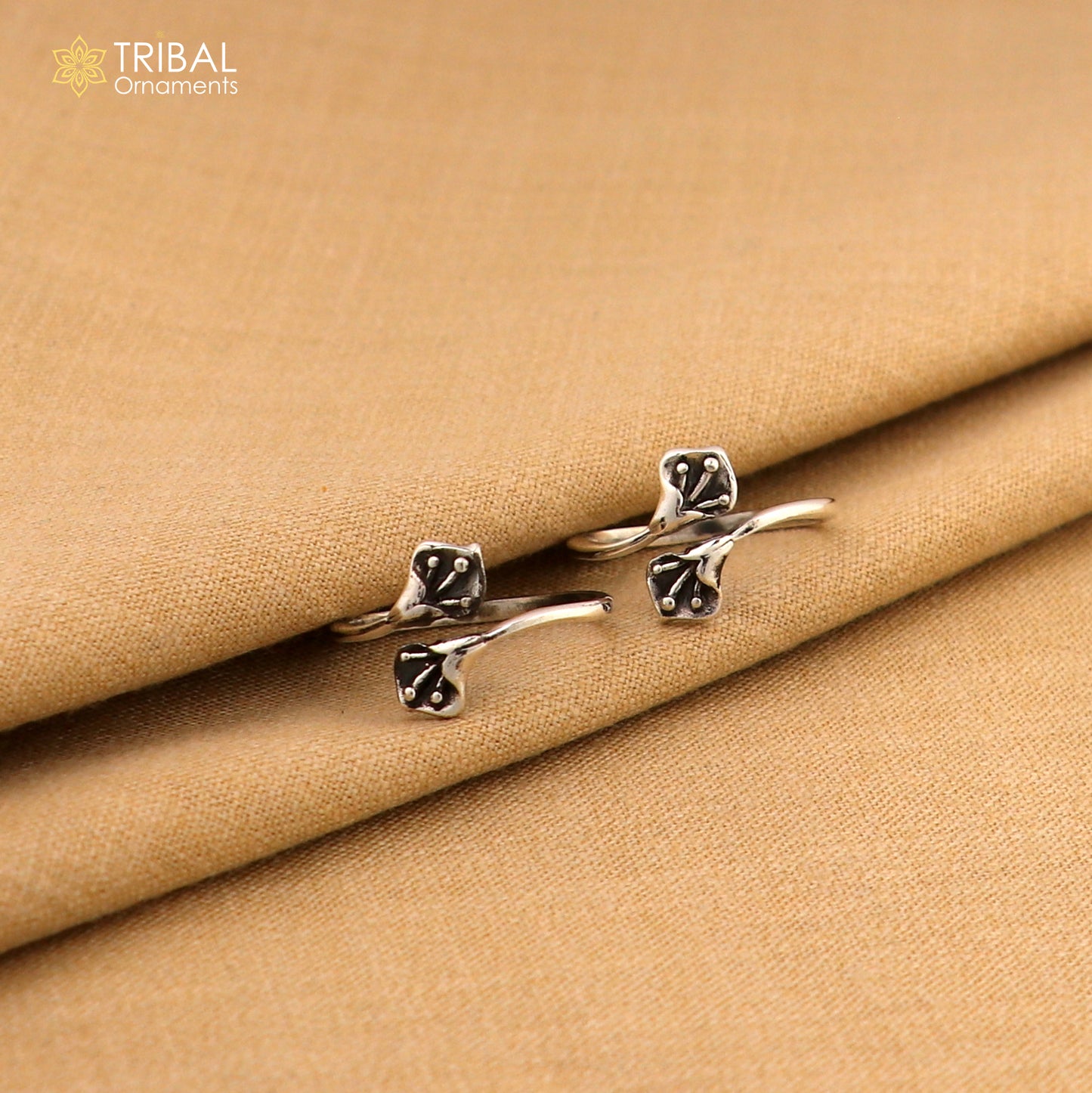 925 sterling silver uniquely handcrafted vintage style oxidized toe rings. best brides wedding jewelry tribal jewelry ytr13