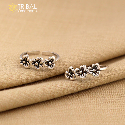 925 sterling silver uniquely handcrafted flower style oxidized toe rings. best brides wedding jewelry tribal jewelry ytr16