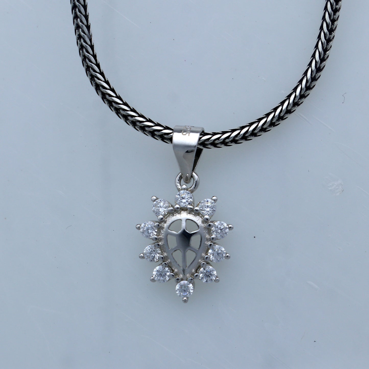 925 Sterling silver unique design diamond pendant nsp927