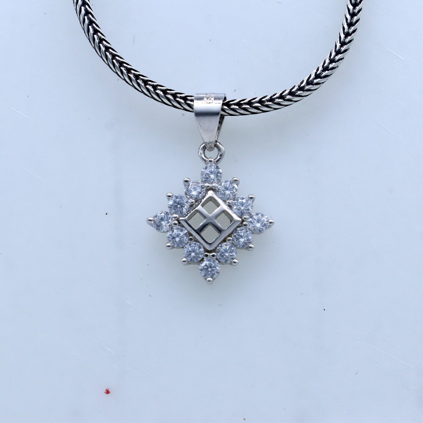 925 Sterling silver unique design diamond pendant nsp928