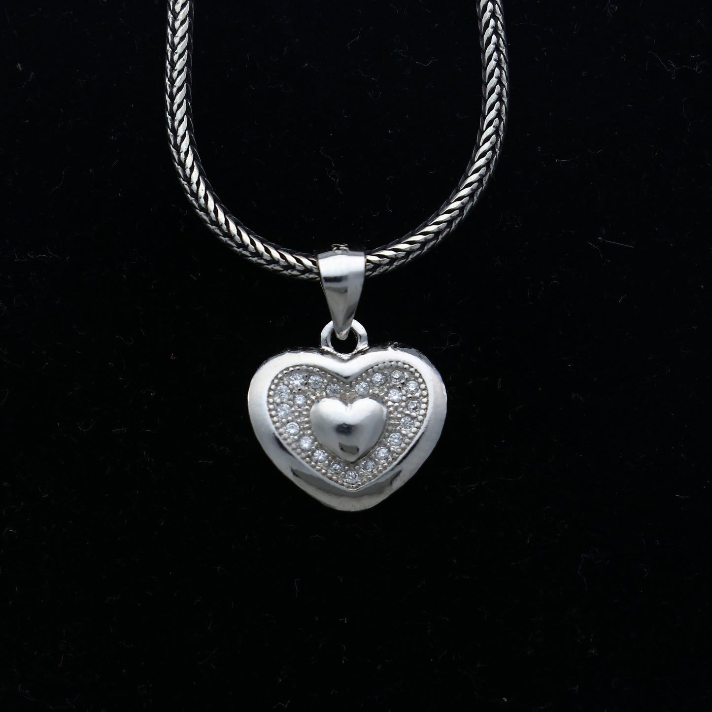 925 Sterling silver heart design diamond pendant nsp935