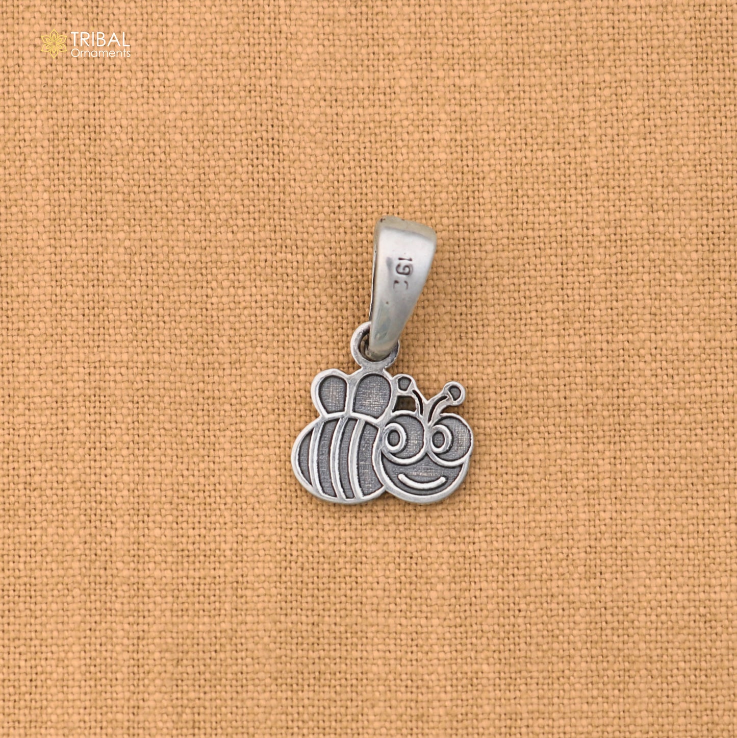 925 sterling silver bee charm Pendant stylish unisex jewelry nsp1136