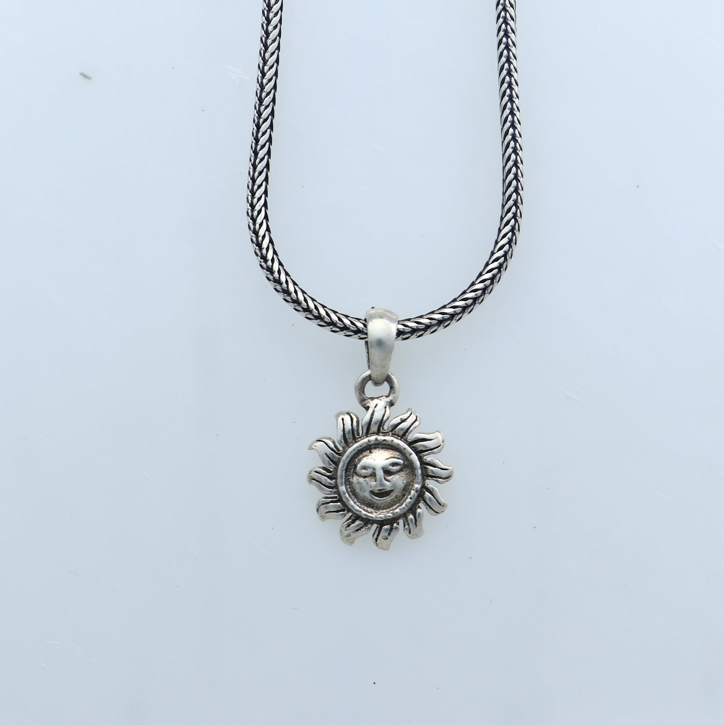 925 Sterling silver Sun ( surya ) pendant nsp945