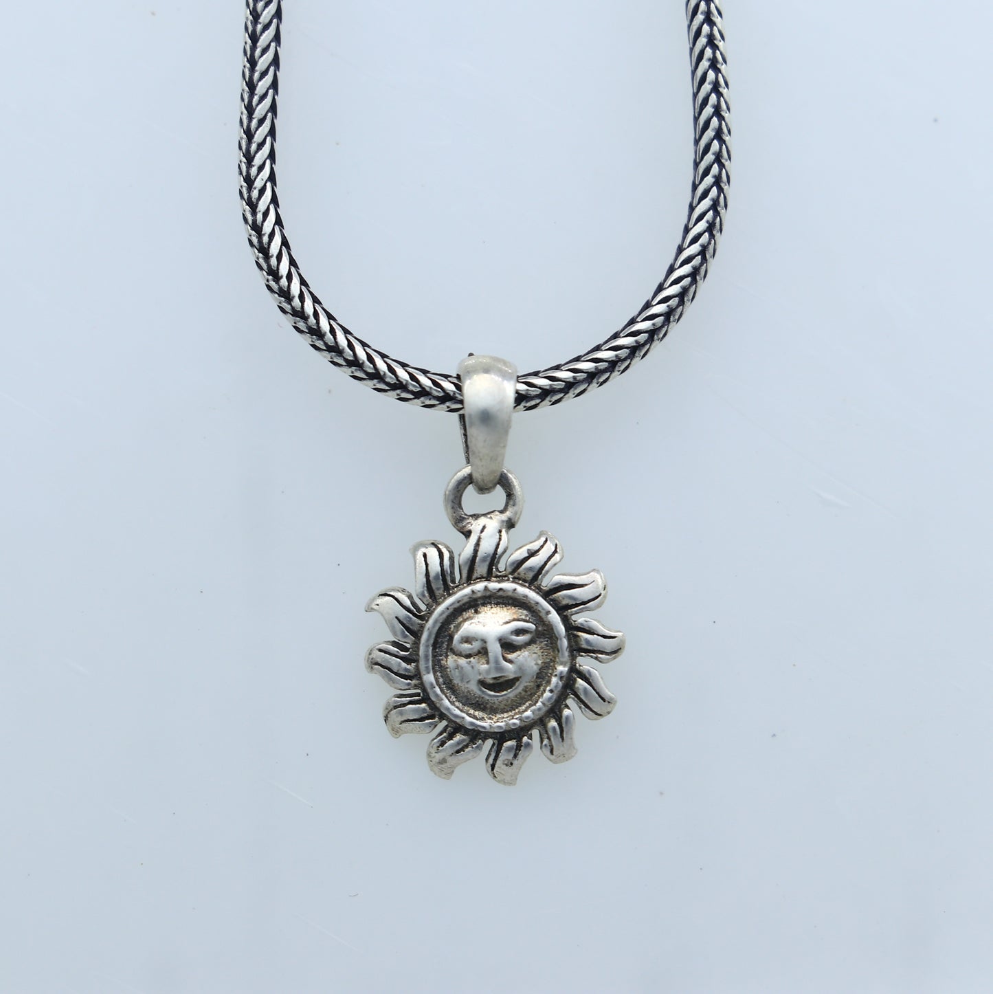 925 Sterling silver Sun ( surya ) pendant nsp945