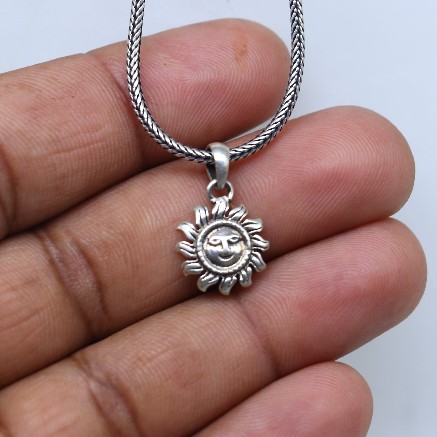 925 Sterling silver Sun ( surya ) pendant nsp945