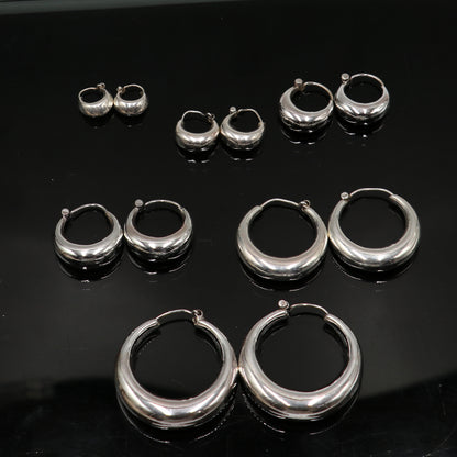 Sterling silver plain hoop earring from TRIBAL ORNAMENTS, Bali tribal jewelry, versatile and stylish accessory in all sizes.