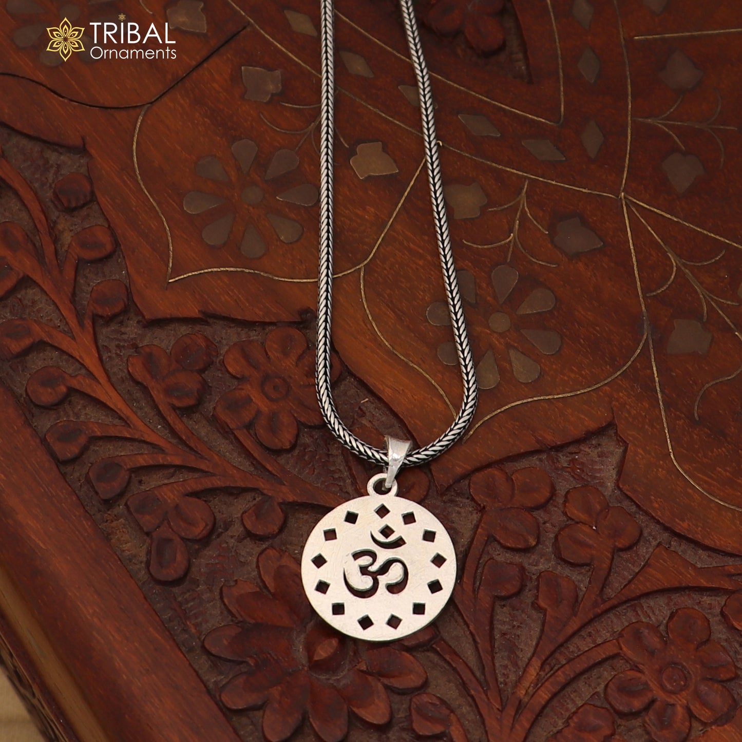 925 sterling silver Om design pendant with chain stylish unisex jewelry nsp1155