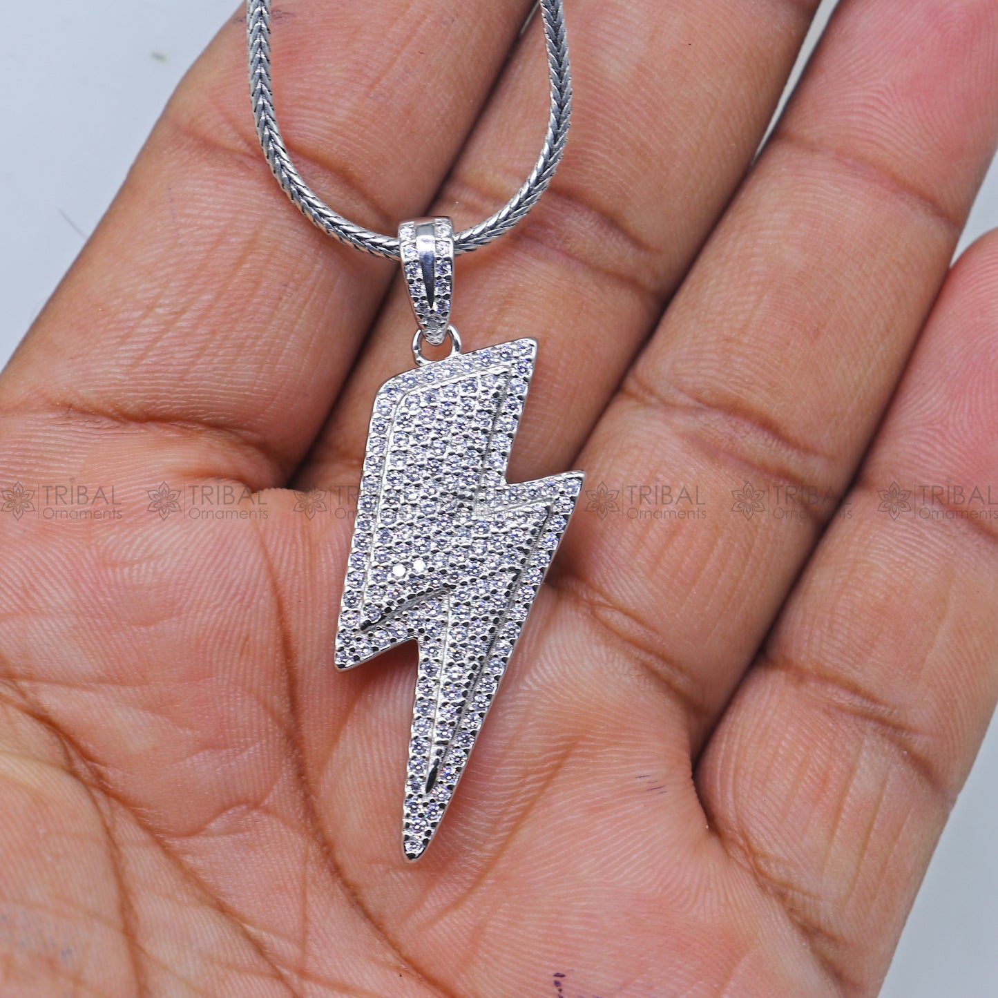 925 Sterling silver lightning bolt ( flash )  pendant nsp961