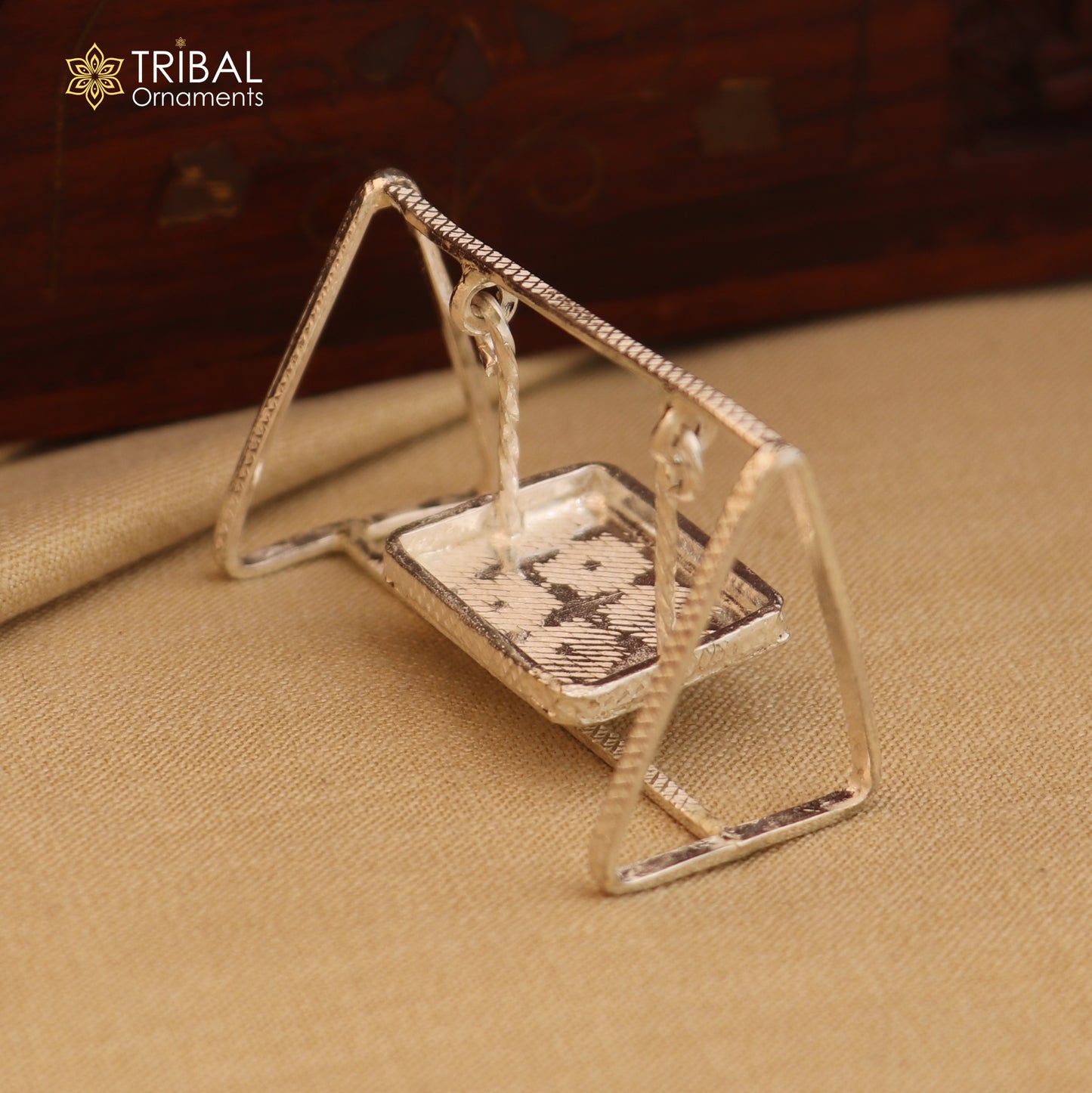 925Sterling silver Bal Gopala jhula, little Krishna swing, child Krishna palana, silver art su1367