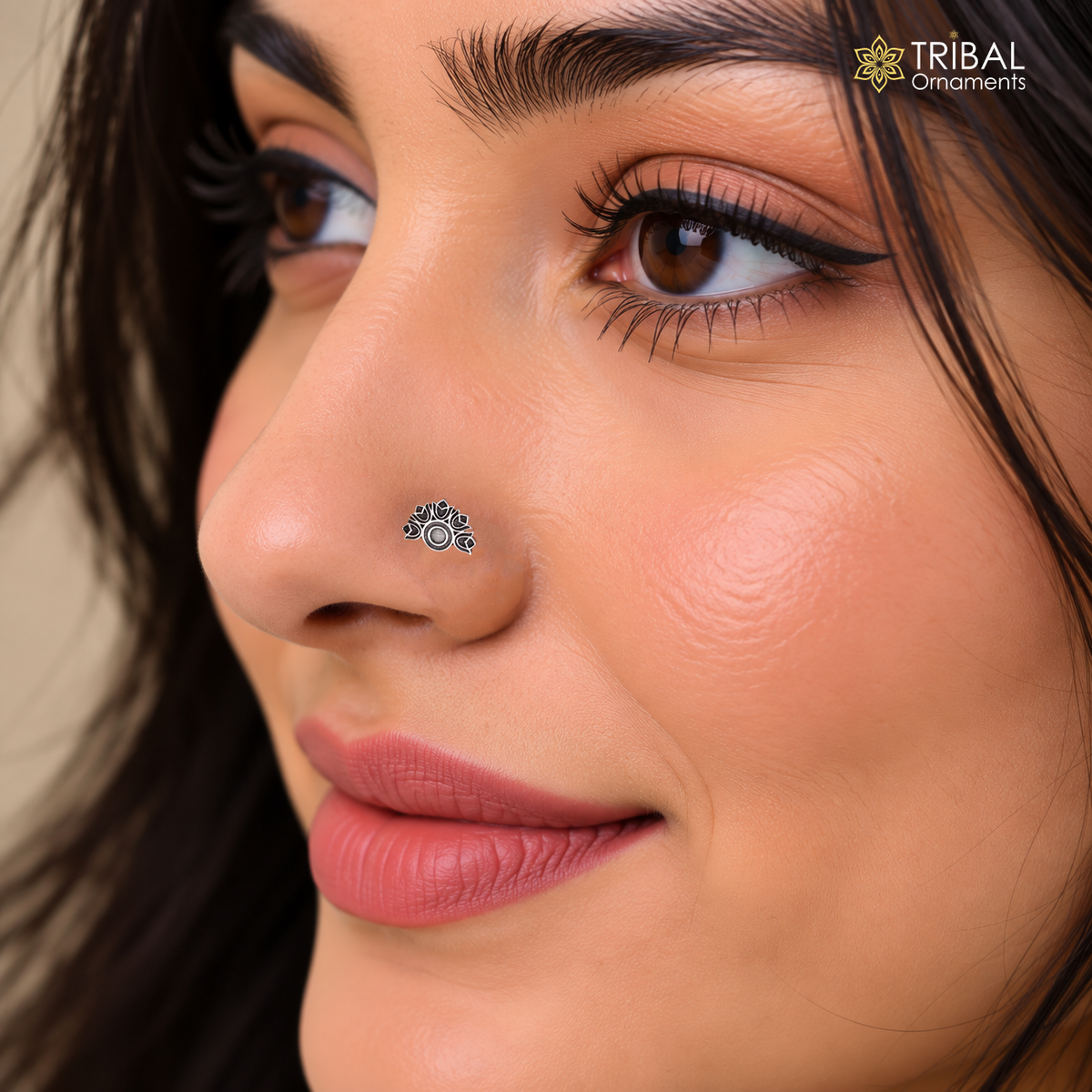 Elegant 925 sterling silver vintage flower style nose pin with intricate tribal design, showcasing ethnic jewelry craftsmanship.