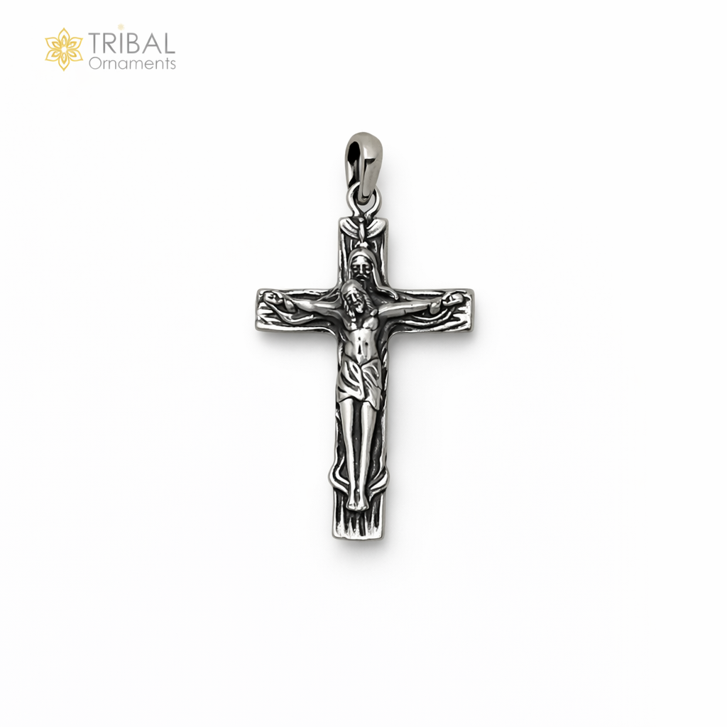 925 Sterling silver crucifix pendant necklace with Jesus cross design, vintage oxidized Christian jewelry on a white background.