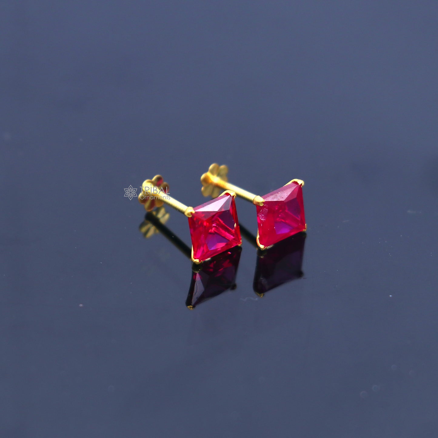 14Kt yellow gold pink diamond stud earring for unisex er197