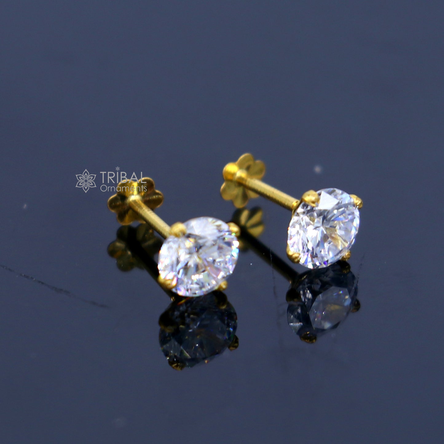 14Kt yellow gold white diamond stud earring for unisex er198