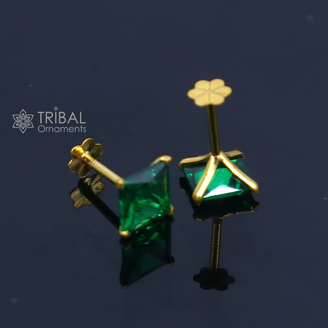 14Kt yellow gold green diamond stud earring for unisex er200