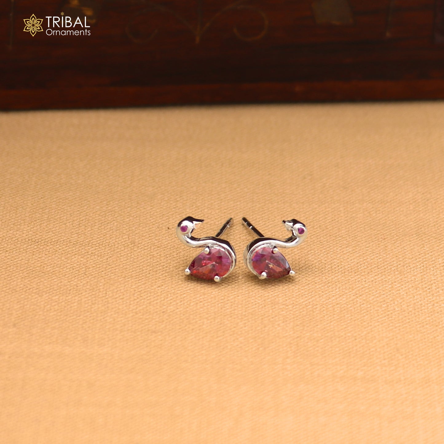 925 sterling silver gorgeous swan shape pink stone stud earring jewelry er329