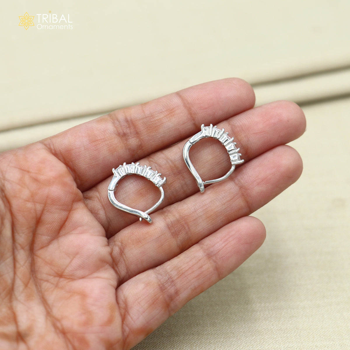 925 sterling silver zircon stone hoop earring er440