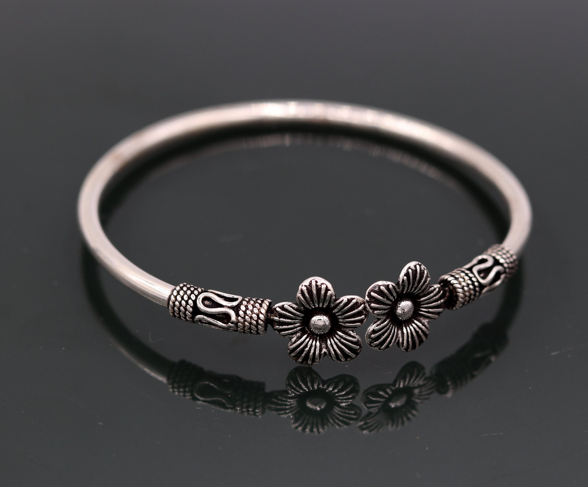 Excellent handmade flower shape design 925 sterling silver gorgeous bangle bracelet kada tribal gifting jewelry nsk154 - TRIBAL ORNAMENTS