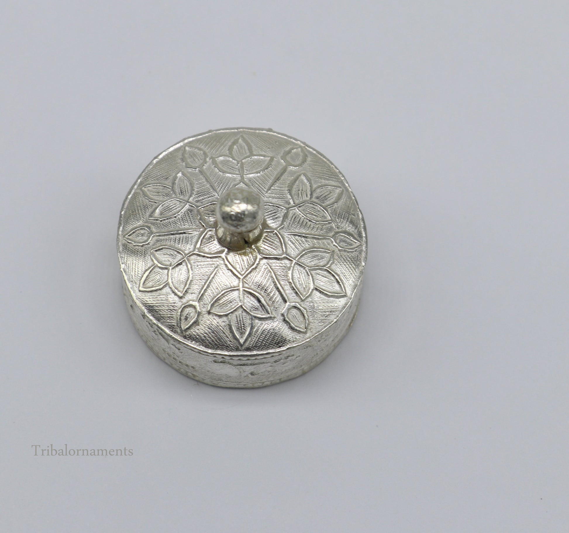 925 sterling silver trinket box, kajal box/casket box bridal round shape Sindur box collection, container box, eyeliner box gifting stb184 - TRIBAL ORNAMENTS