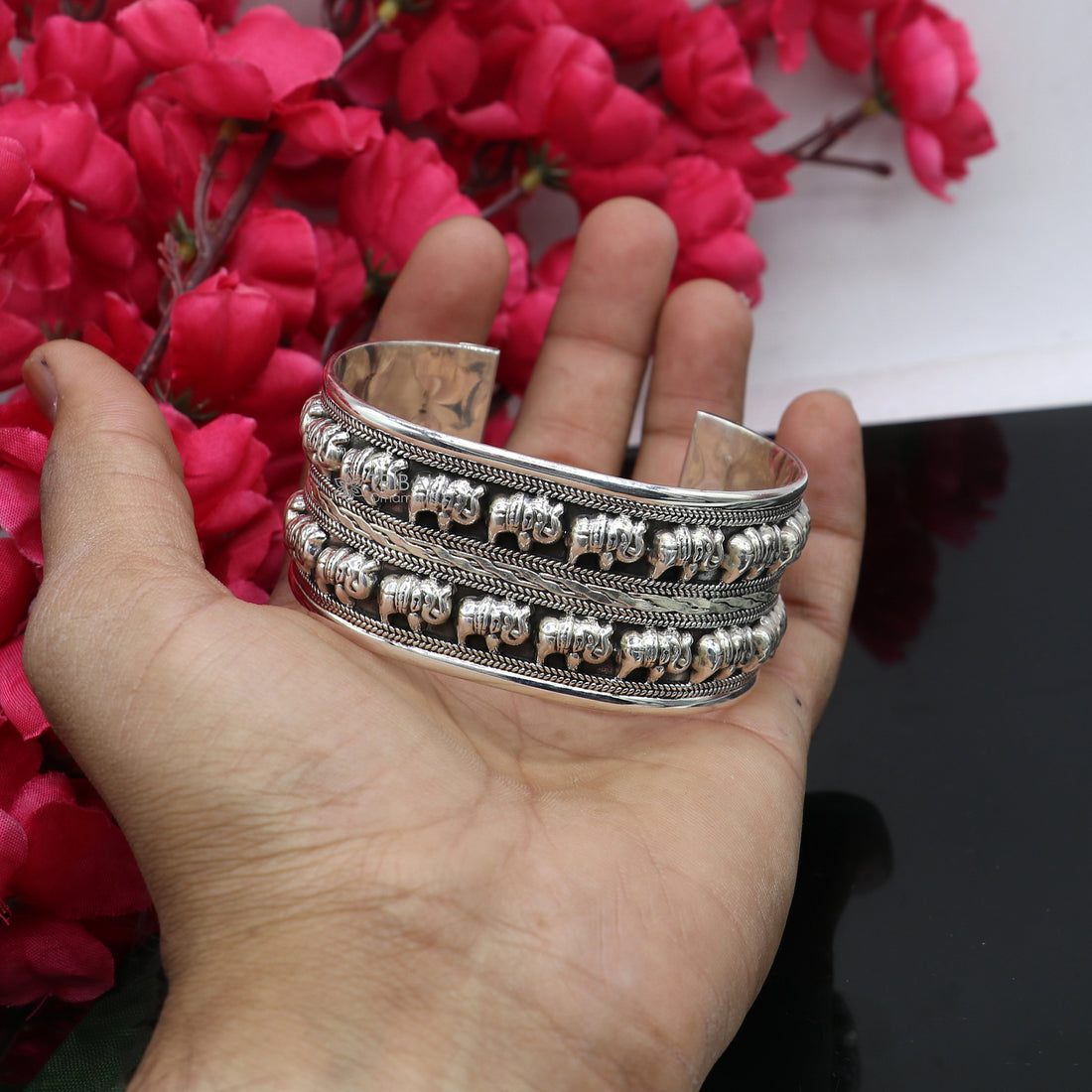 925 sterling silver handmade adjustable Elephant design cuff bangle bracelet  CUFF224 - TRIBAL ORNAMENTS