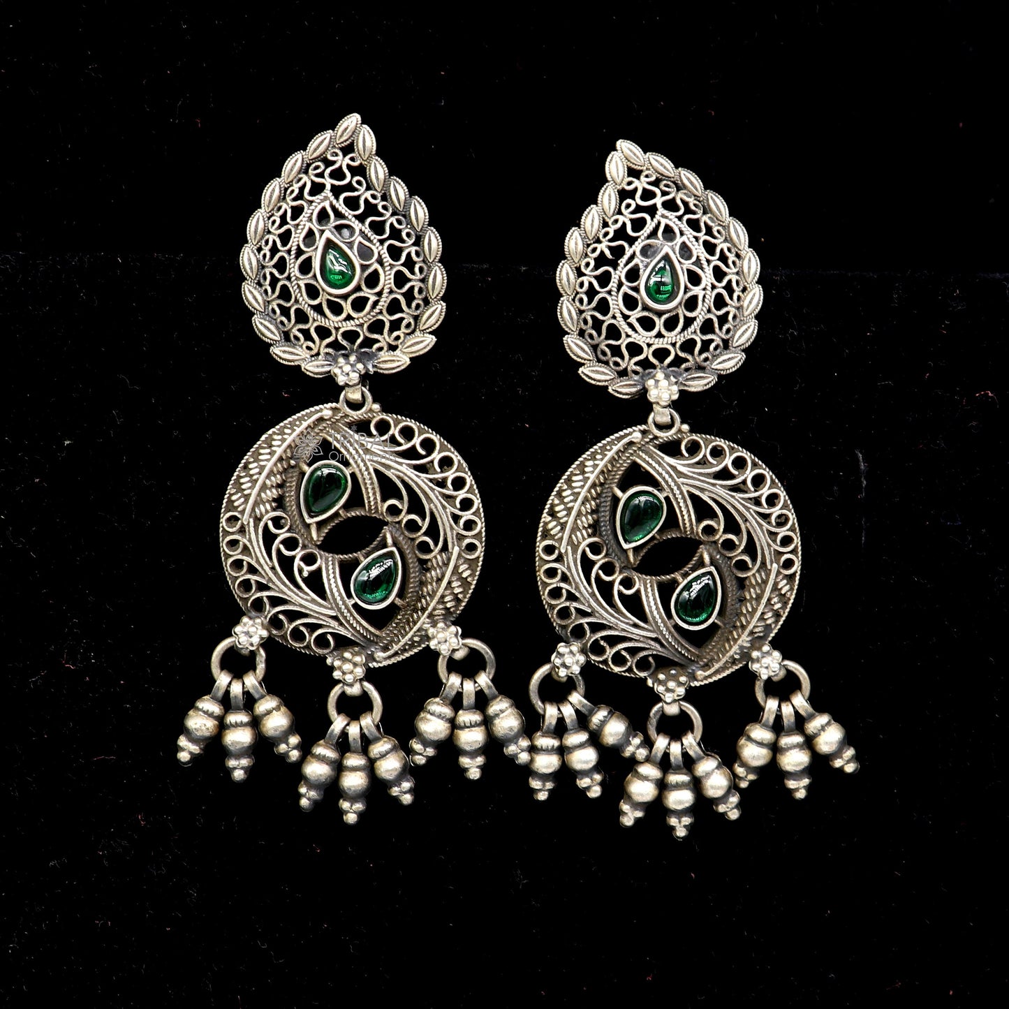 925 sterling silver fabulous unique filigree work design gree stone stud earrings with hanging drops ethnic brides jewellery India s1315