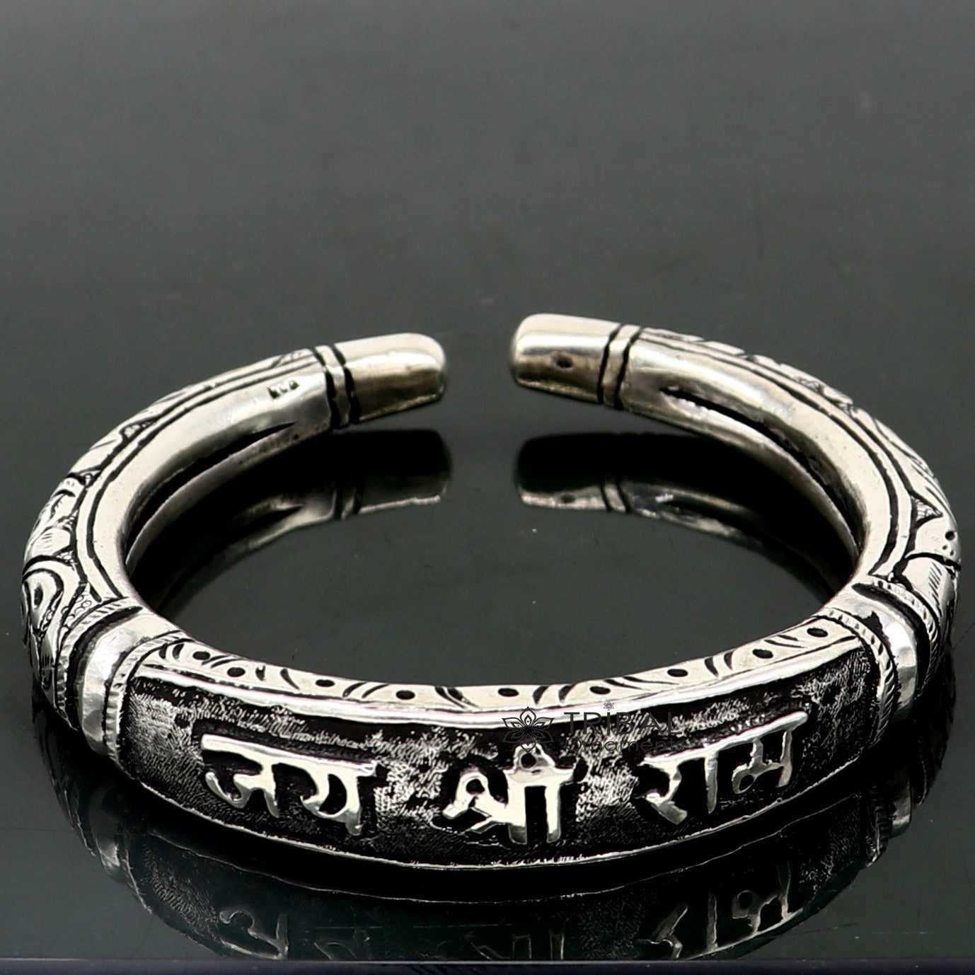 Buy Jai Shri Ram Neev Silver Bead Wrap Around Moli Rakhi Bracelet Online  India | FOURSEVEN
