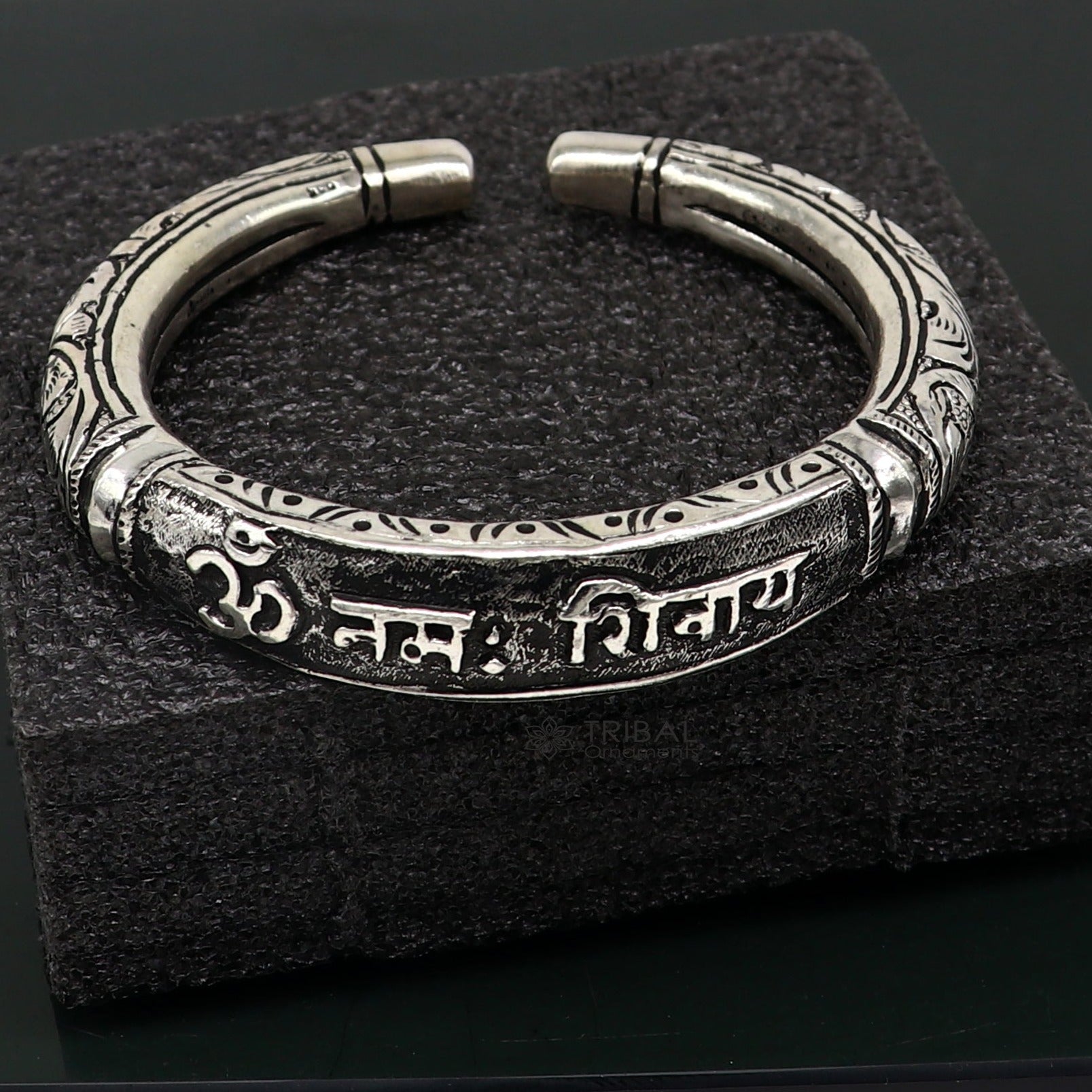 925 Sterling Silver handmade aum namah shivay mantra bracelet kada | Shubh  Jewellers