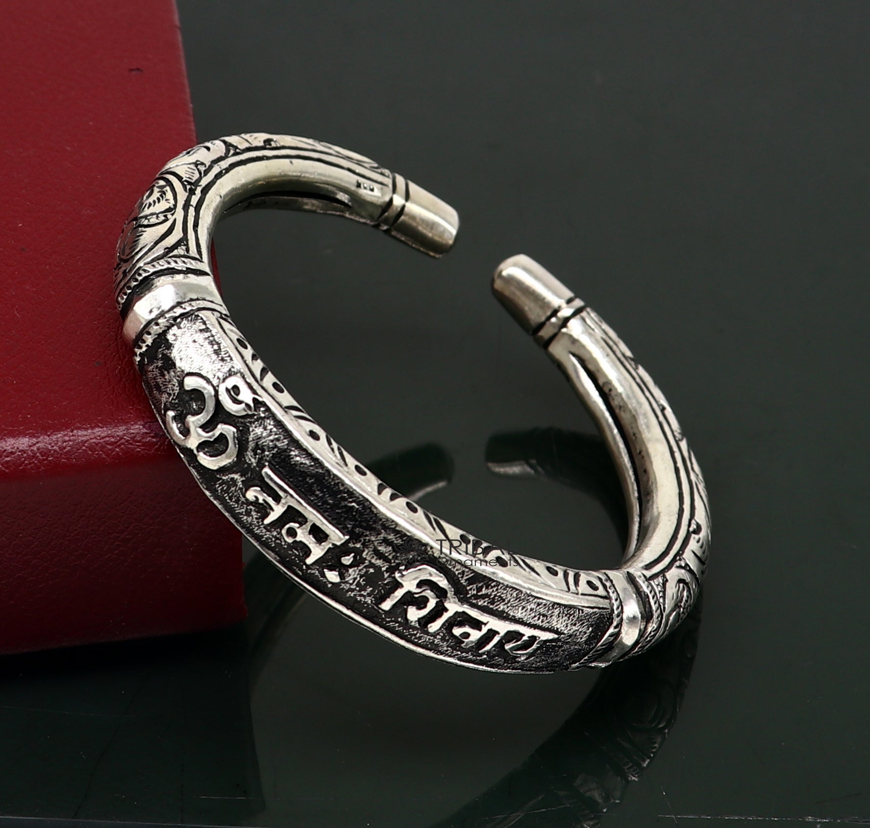 Buy quality 925 sterling silver three line rudraksha om bracelet mga   brs0105 in Amreli