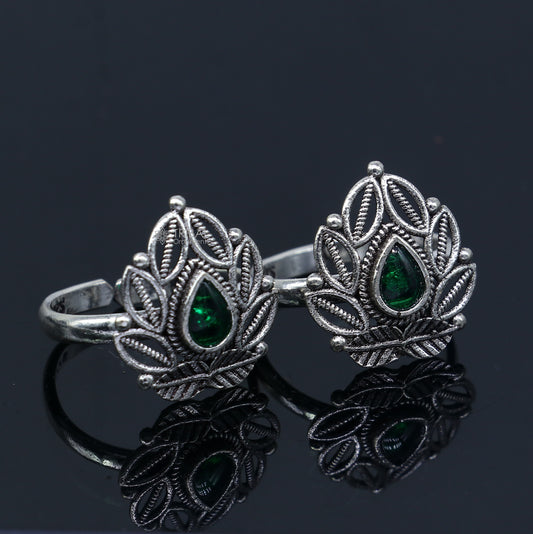 925 sterling silver adjustable size toe ring band green stone tribal belly dance ethnic cultural  jewelry from india ntr109