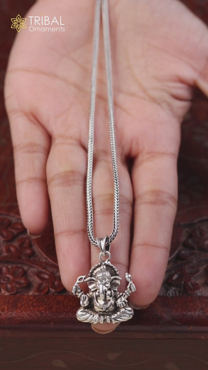 925 Sterling silver unique design Lord Ganesha pendant nsp876